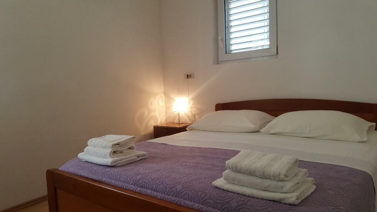 Apartman Adriatic Pavlinovic - 马卡尔斯卡 外观 照片